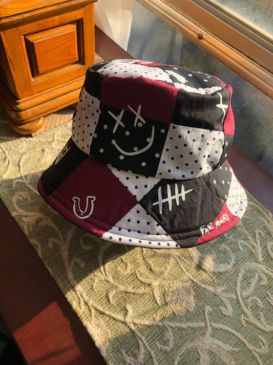Louis Tomlinson reversible Bucket Hat