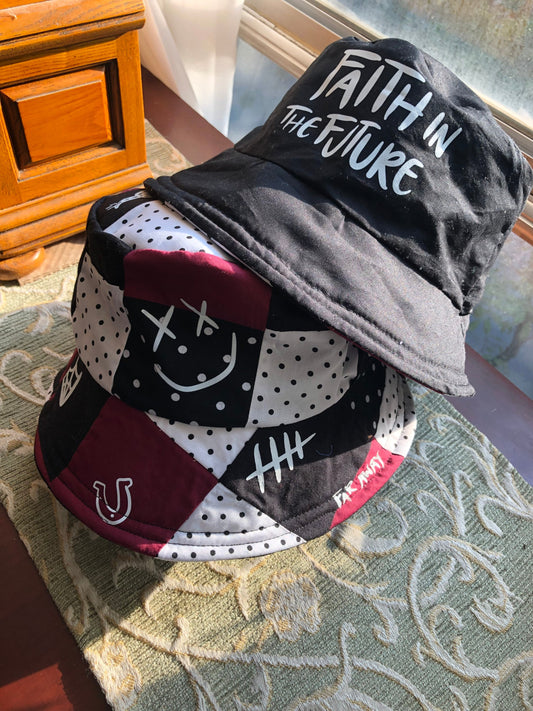 Louis Tomlinson reversible Bucket Hat