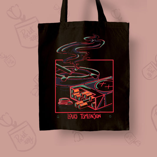Louis Tomlinson Tote bag