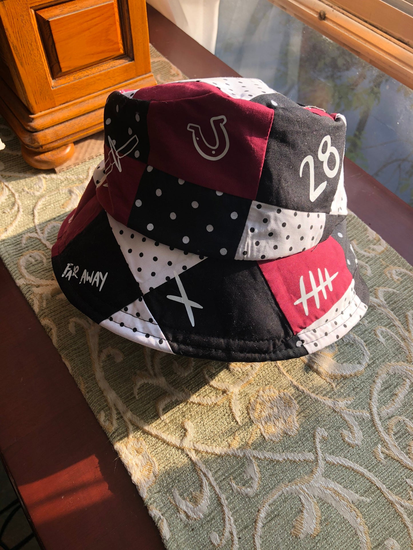 Louis Tomlinson reversible Bucket Hat