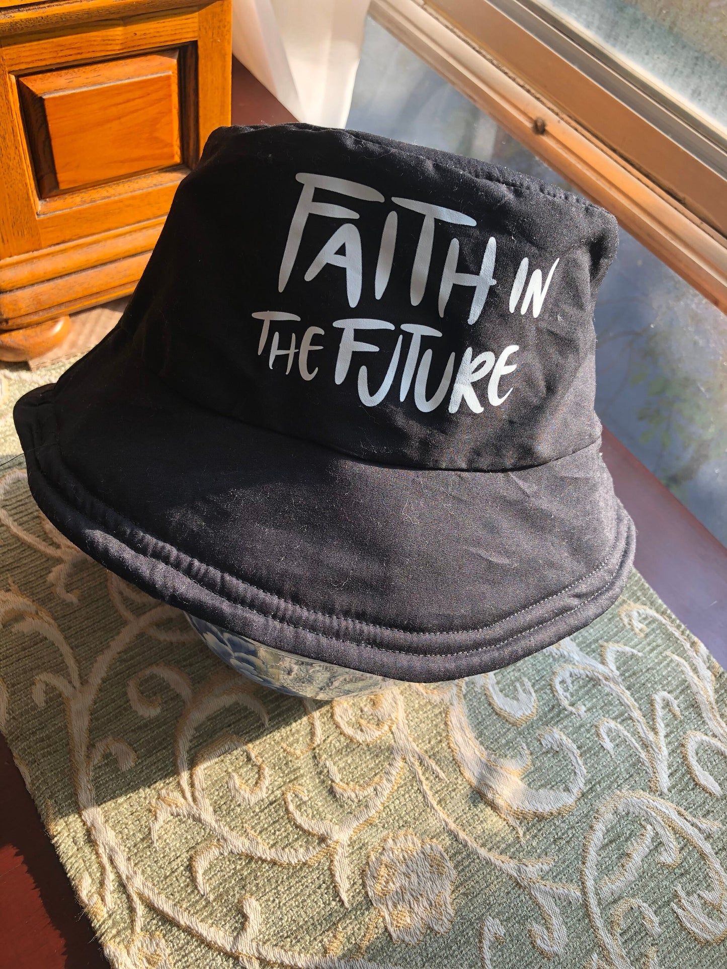 Louis Tomlinson reversible Bucket Hat